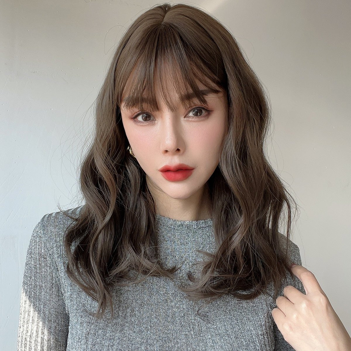 20-inch | cool brown | straight hair with hair bangs | SM7603 - TapLike