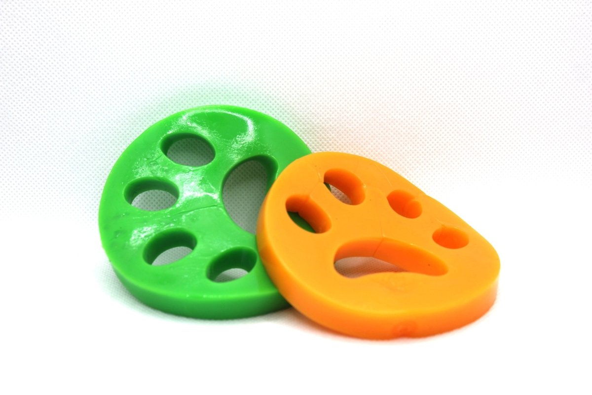 FurApper Quickly and Easily Remove Unwanted Hair from Clothing - Taplike