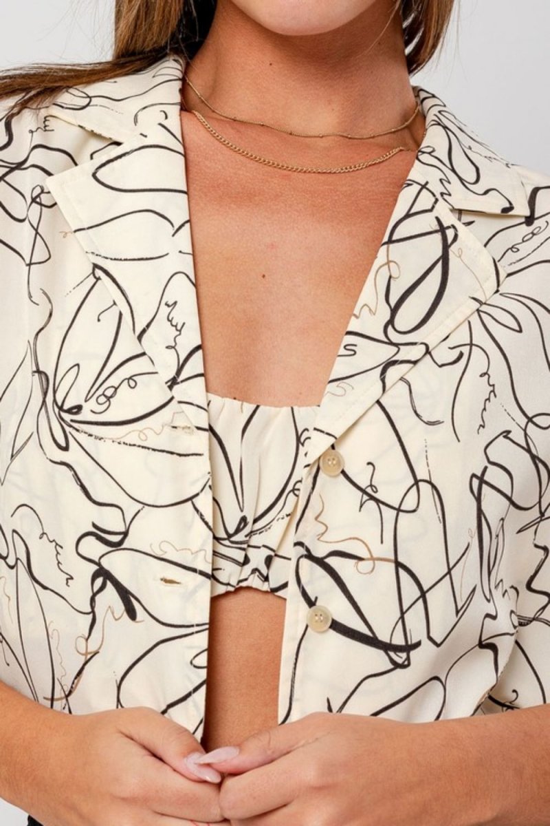 Gilli Abstract Print Lapel Collar Cropped Shirt - TapLike