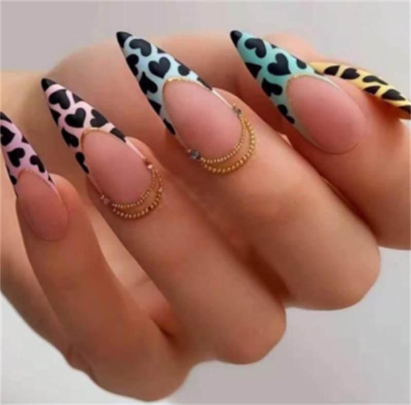 Gradient Light Green Striped Diamond Wear Nails - TapLike