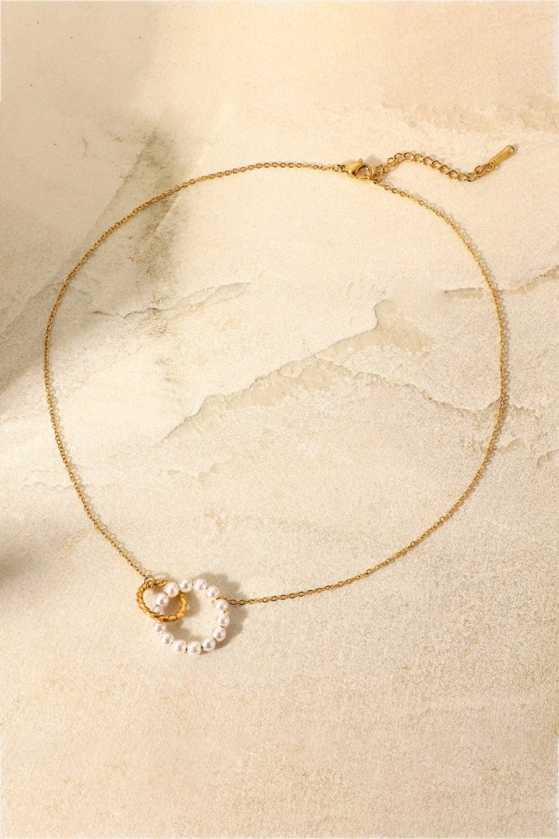 Pearl Hoop Link Pendant Necklace - TapLike