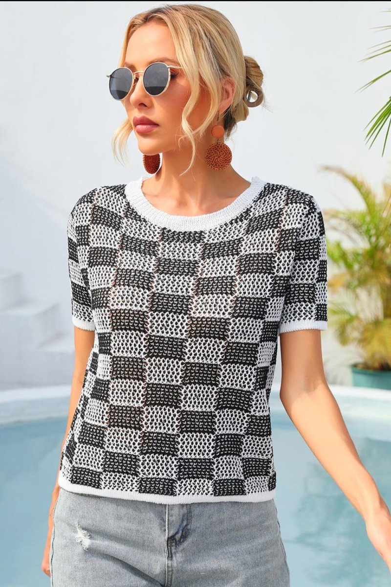 Checkered Short Sleeve Knit Top X - Taplike