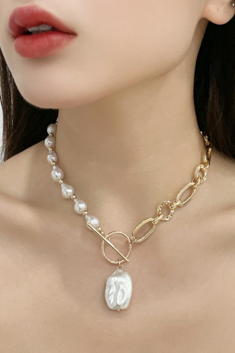 Half Pearl Half Chain Toggle Clasp Necklace - TapLike