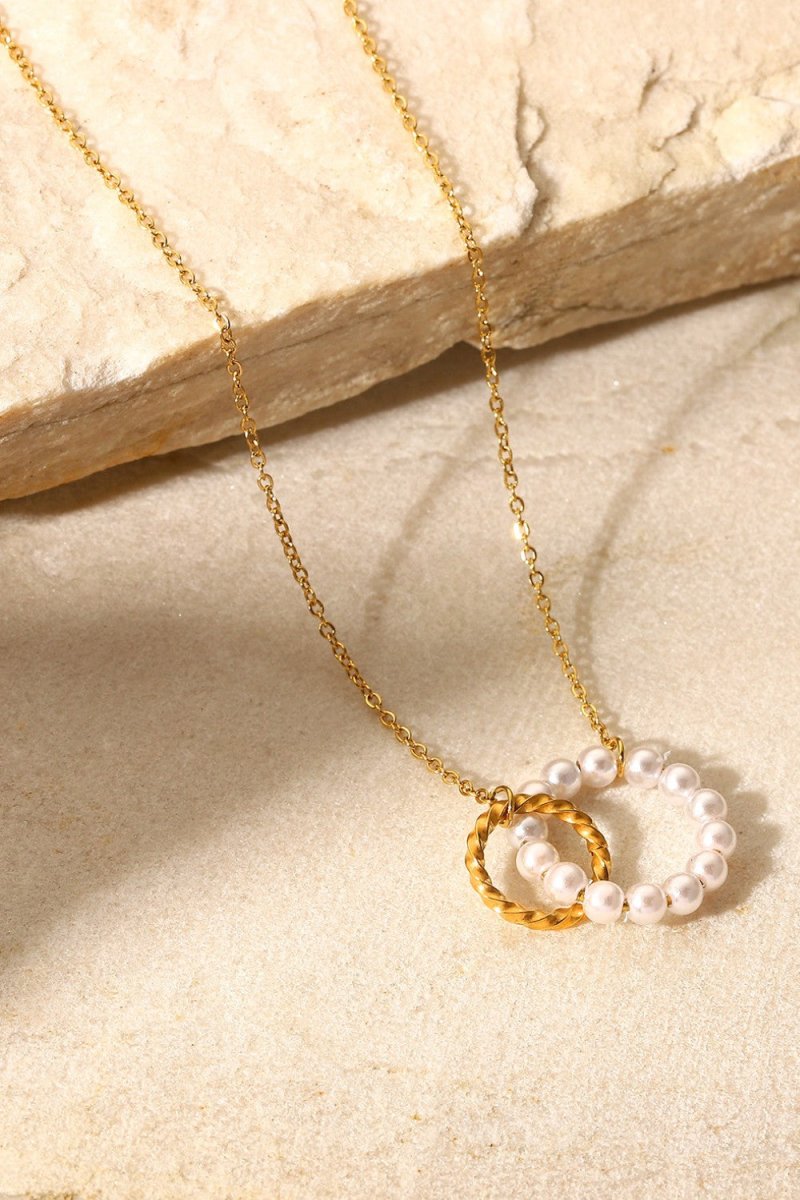 Pearl Hoop Link Pendant Necklace - TapLike