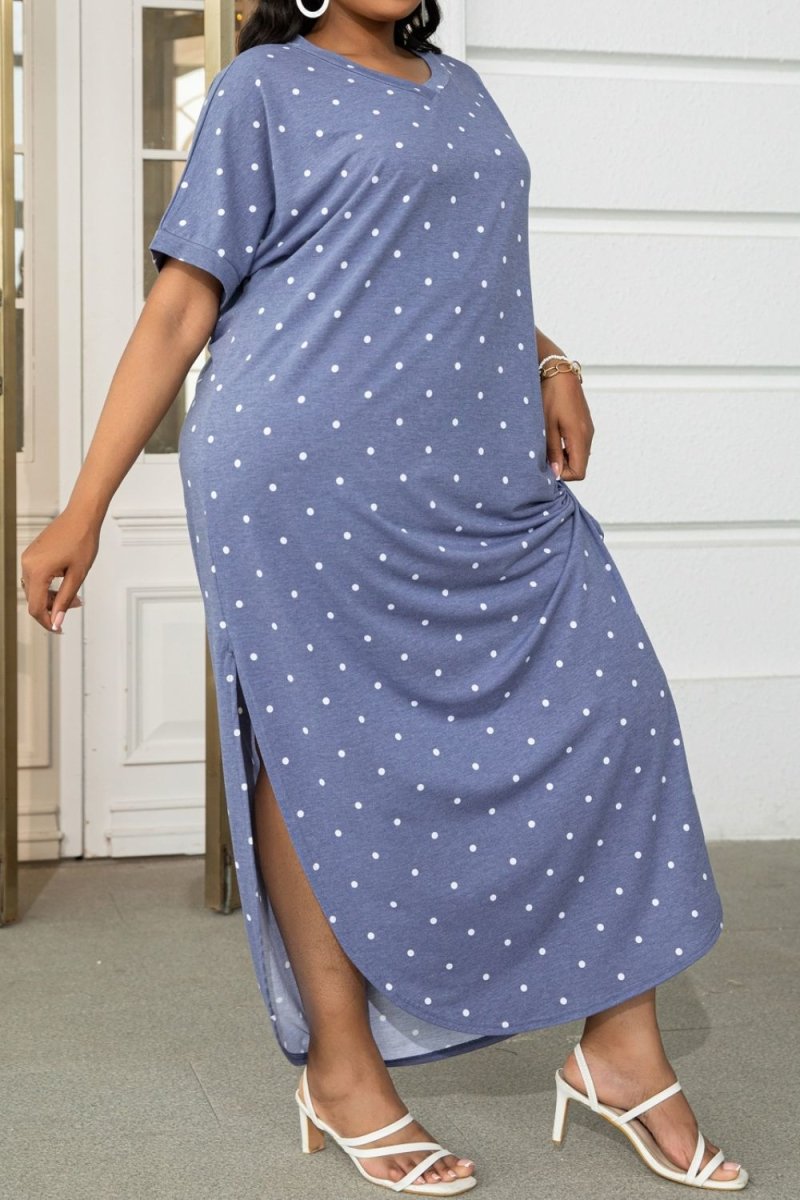 Plus Size Short Sleeve Split Curved Hem Dress - TapLike